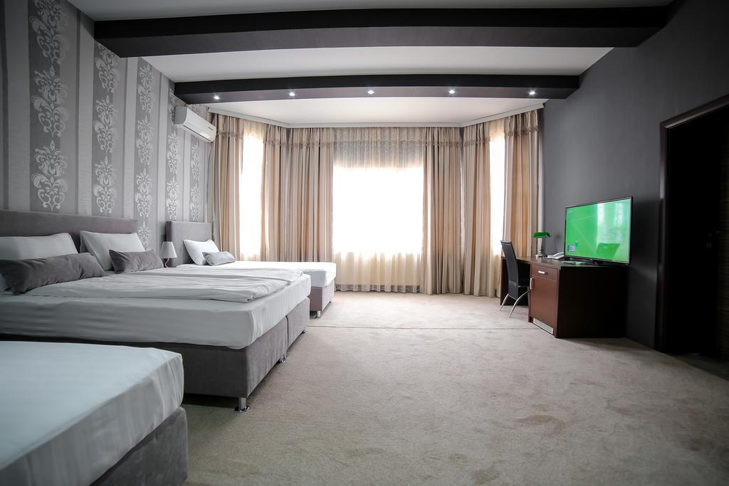 Garni Hotel Radovic Kragujevac Exterior photo