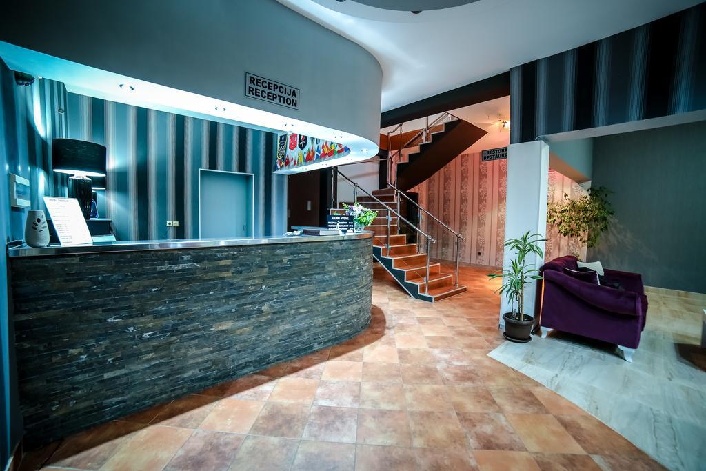 Garni Hotel Radovic Kragujevac Exterior photo