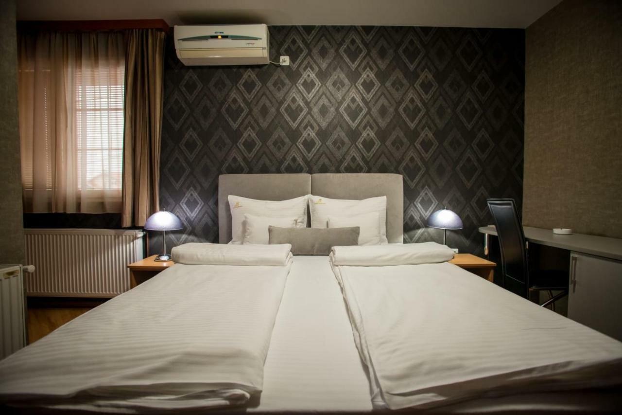 Garni Hotel Radovic Kragujevac Exterior photo